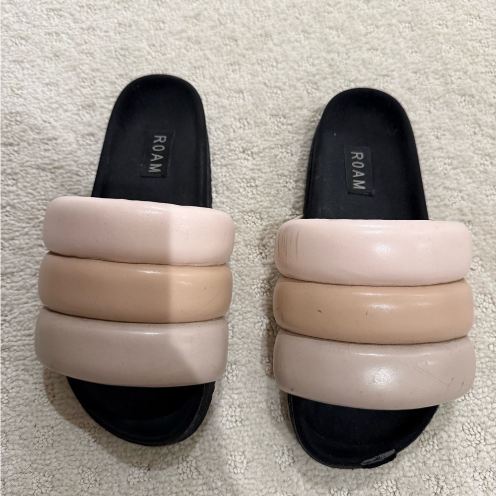 ROAM Women’s Padded Slide Sandals in Neutral Beige/Pink